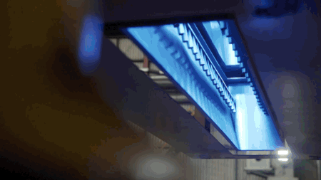 081205pyyr2r 社区、货仓、钢厂、电站……今年春节轮到AI“值班站岗”